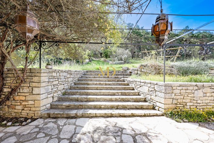 Image No.14-7 Bed House for sale