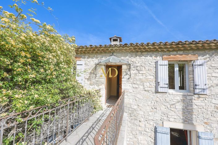 Image No.22-7 Bed House for sale