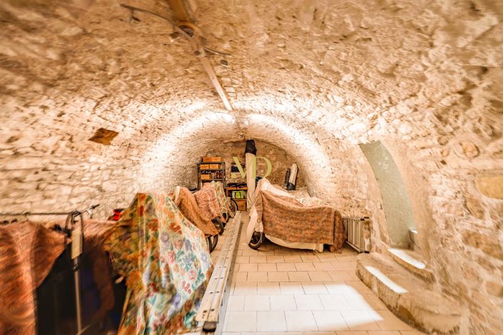 Image No.30-Maison de 7 chambres à vendre à Caseneuve