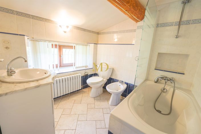 Image No.33-Maison de 7 chambres à vendre à Caseneuve