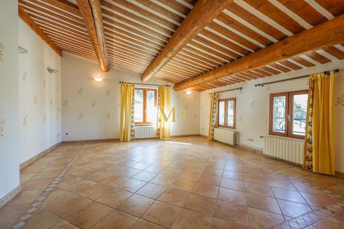 Image No.34-7 Bed House for sale