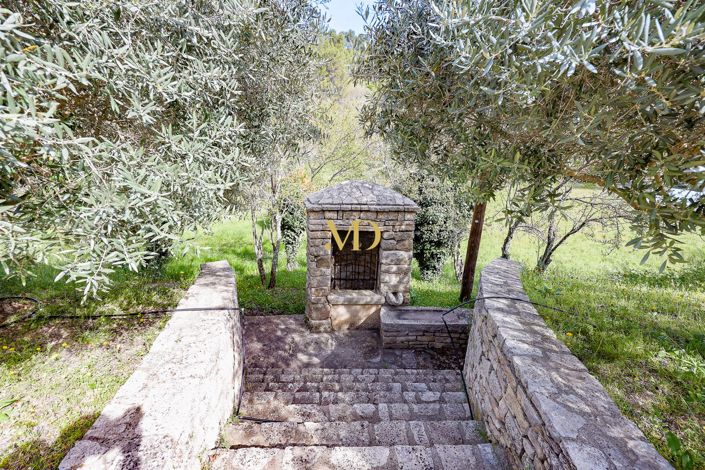 Image No.42-7 Bed House for sale