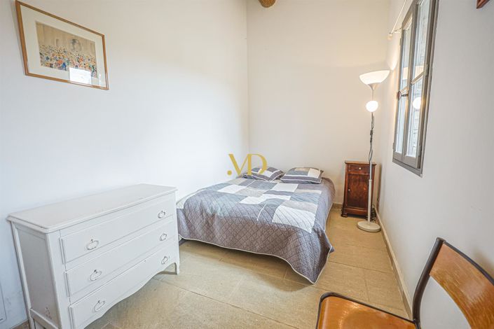 Image No.21-4 Bed House for sale