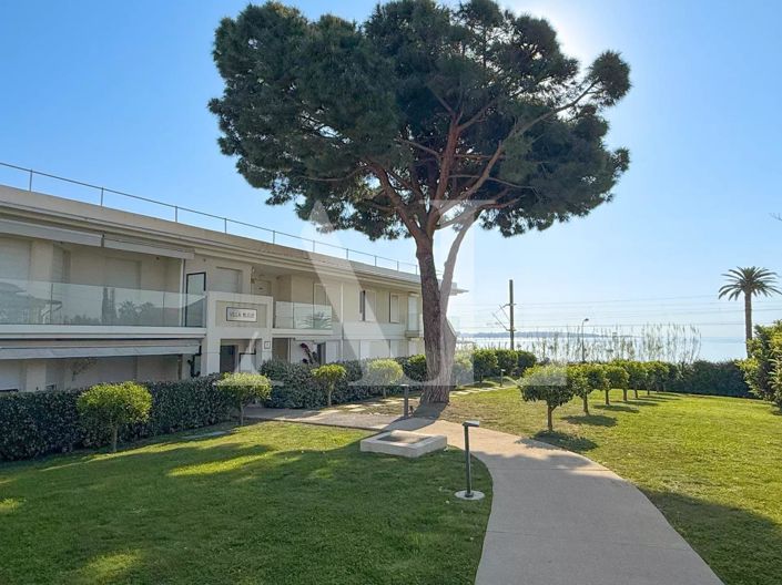 Image No.1-Appartement de 1 chambre à vendre à Golfe Juan