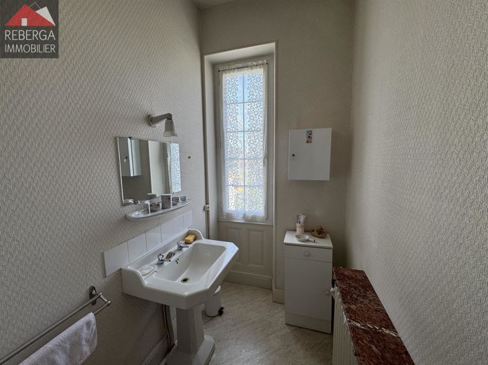 Image No.21-4 Bed House for sale