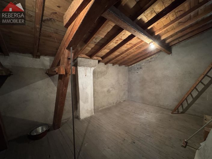 Image No.24-4 Bed House for sale