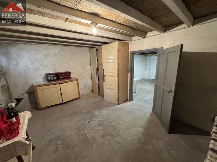 Image No.25-4 Bed House for sale