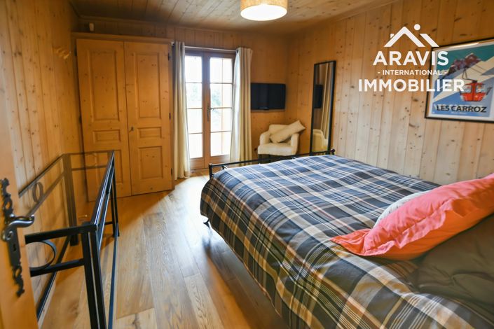 Image No.12-4 Bed House for sale