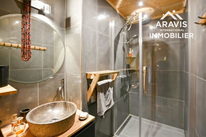 Image No.13-4 Bed House for sale