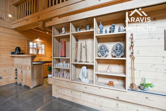 Image No.17-4 Bed House for sale