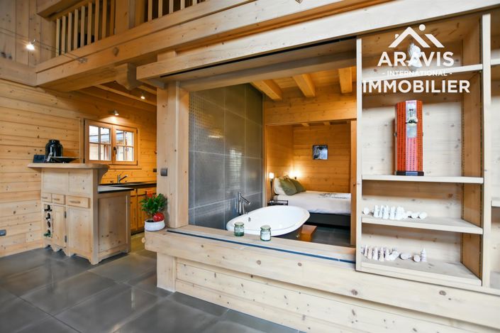 Image No.18-4 Bed House for sale