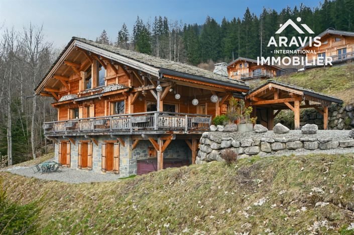 Image No.2-4 Bed House for sale