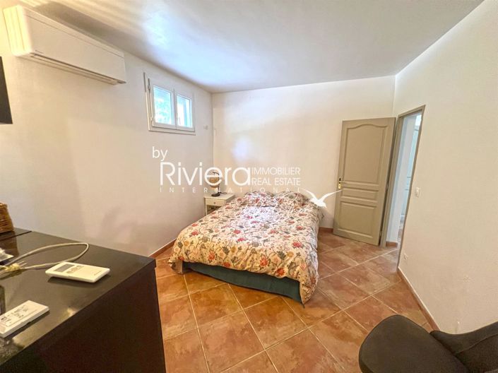 Image No.19-4 Bed House for sale