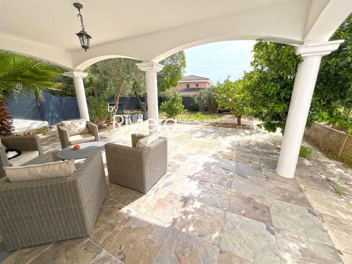 Image No.21-4 Bed House for sale