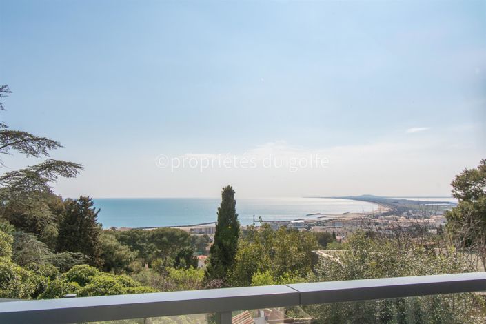 Image No.1-3 Bed House for sale