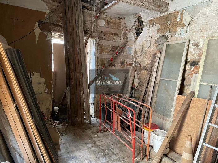 Image No.6-2 Bed House for sale