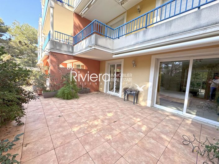 Image No.1-Appartement de 2 chambres à vendre à Cavalaire-sur-Mer