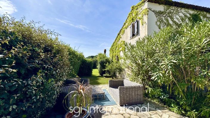 Image No.12-2 Bed House for sale