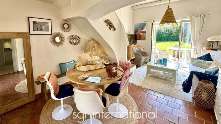 Image No.4-2 Bed House for sale