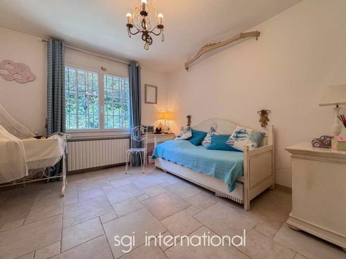 Image No.10-4 Bed House for sale