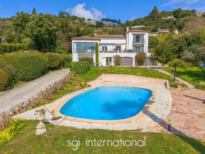 Image No.3-4 Bed House for sale