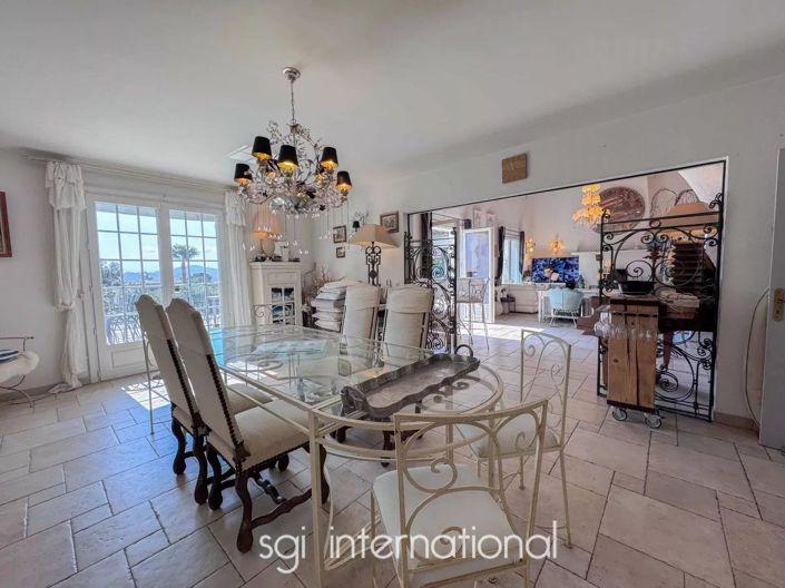 Image No.5-4 Bed House for sale