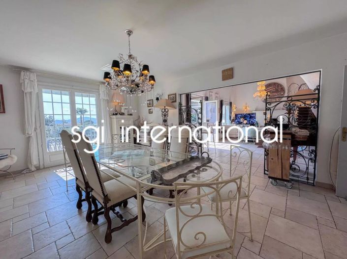 Image No.5-4 Bed House for sale