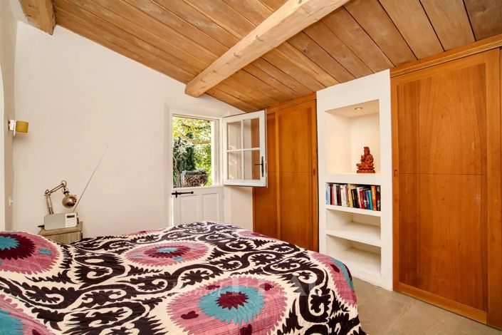 Image No.12-4 Bed House for sale