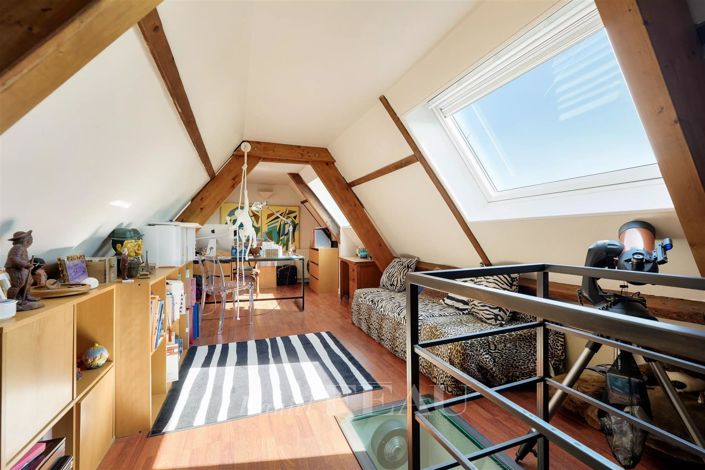 Image No.16-4 Bed House for sale