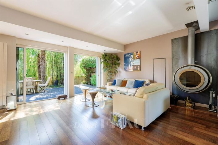 Image No.4-4 Bed House for sale