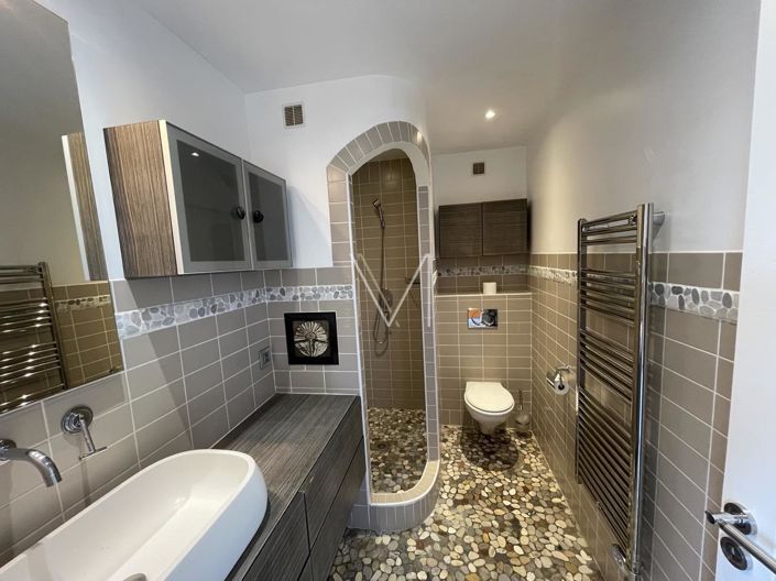 Image No.20-3 Bed House for sale