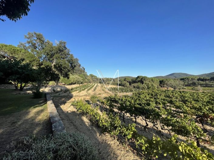 Image No.5-3 Bed House for sale