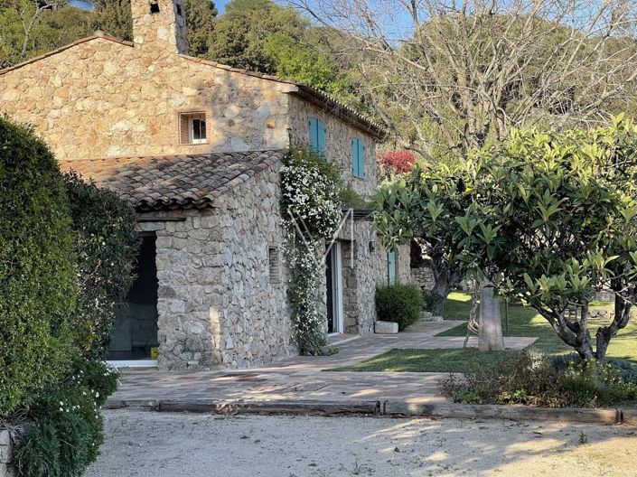 Image No.6-3 Bed House for sale