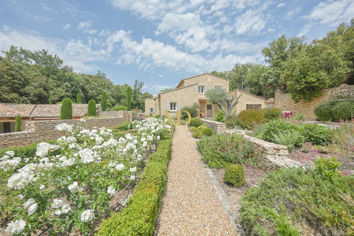 Image No.1-6 Bed House for sale