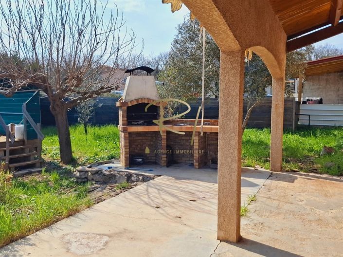 Image No.11-4 Bed House for sale