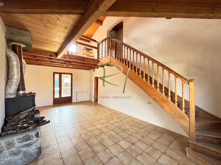 Image No.4-4 Bed House for sale