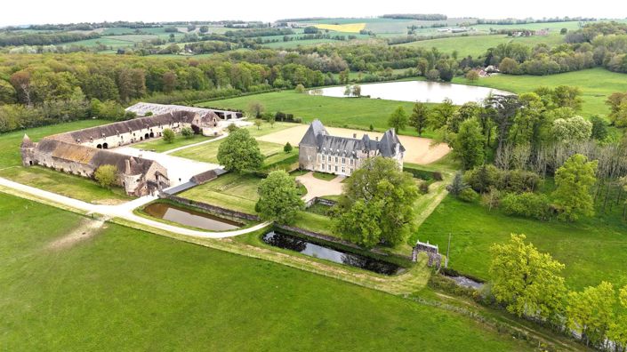 Image No.1-Propriété de 8 chambres à vendre à Aubigny-sur-Nère