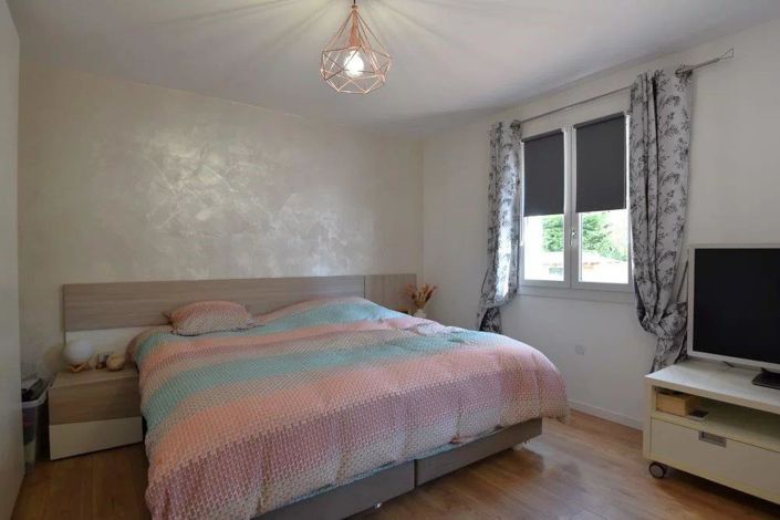 Image No.13-4 Bed House for sale