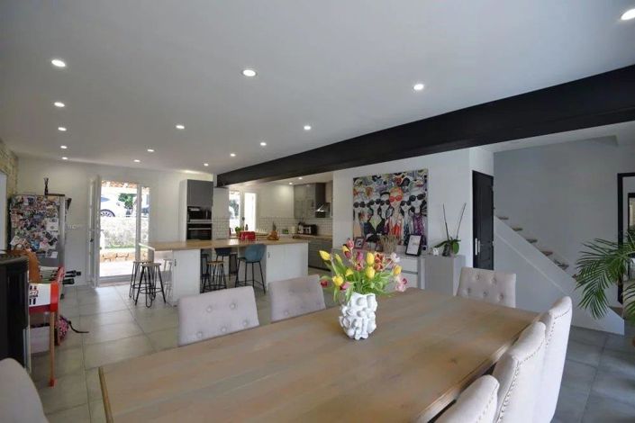 Image No.4-4 Bed House for sale