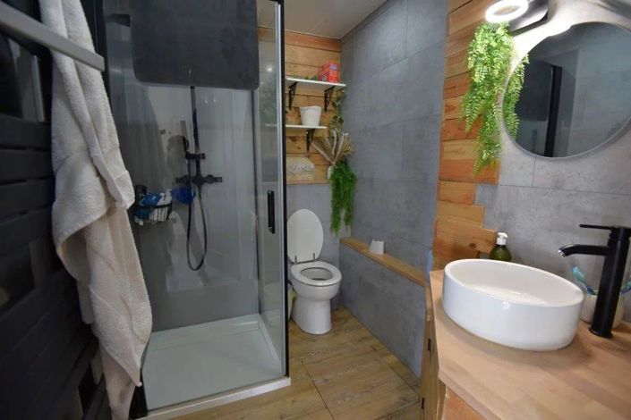 Image No.9-4 Bed House for sale