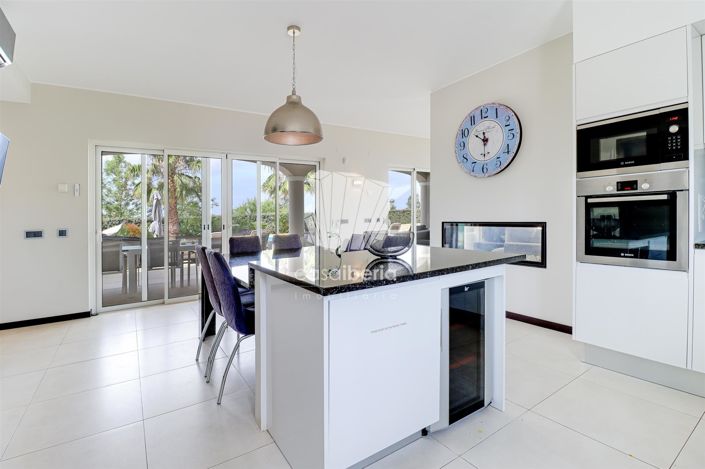 Image No.29-5 Bed House for sale