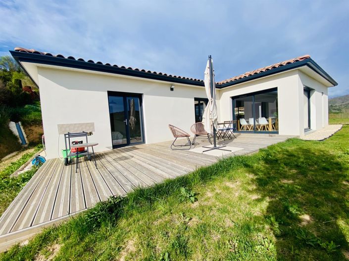 Image No.1-3 Bed House for sale