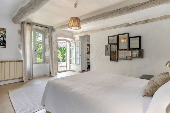 Image No.12-6 Bed House for sale