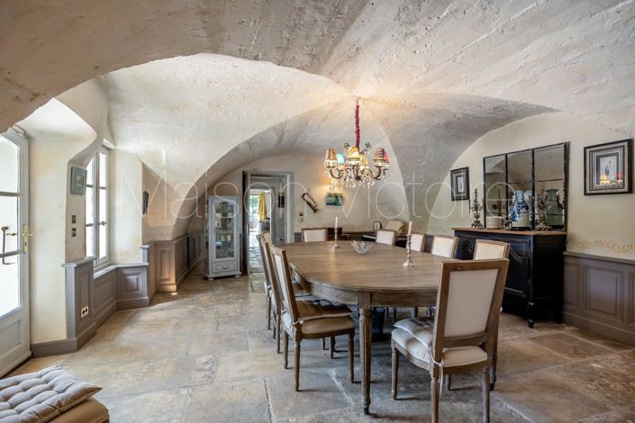 Image No.7-6 Bed House for sale