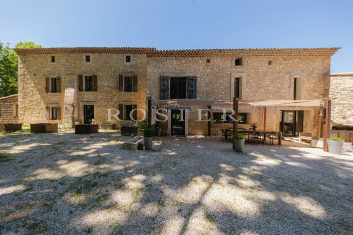 Image No.5-8 Bed House for sale