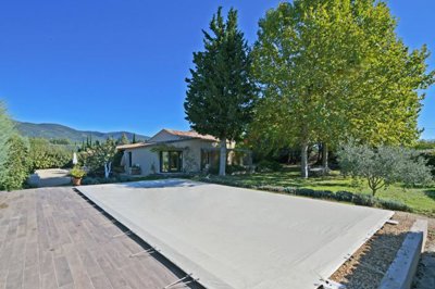 1 - Lourmarin, House