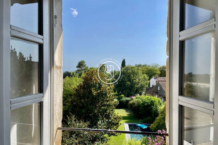 Image No.1-6 Bed House for sale