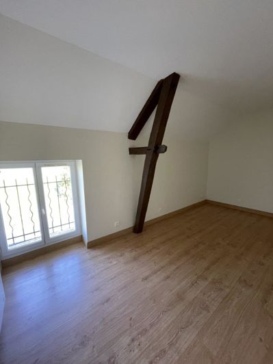 Image No.16-4 Bed House for sale