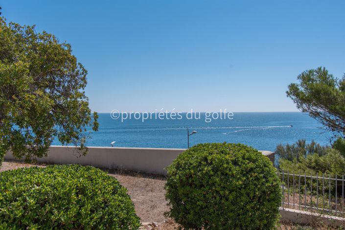 Image No.1-9 Bed House for sale