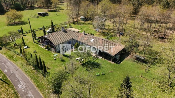 Image No.1-4 Bed Property for sale
